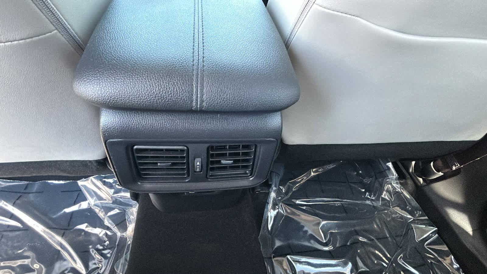 Used 2024 Toyota RAV4 XLE Premium w/ Weather Package AWD/4WD image 25