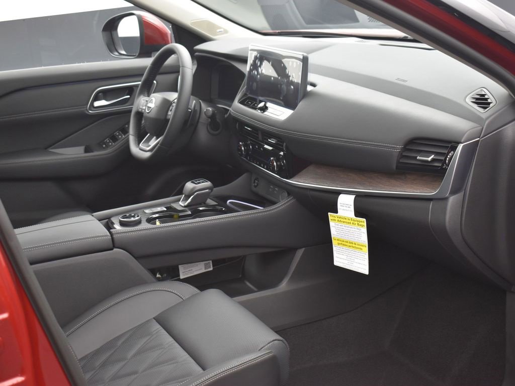 New 2026 Nissan Rogue Platinum image 6