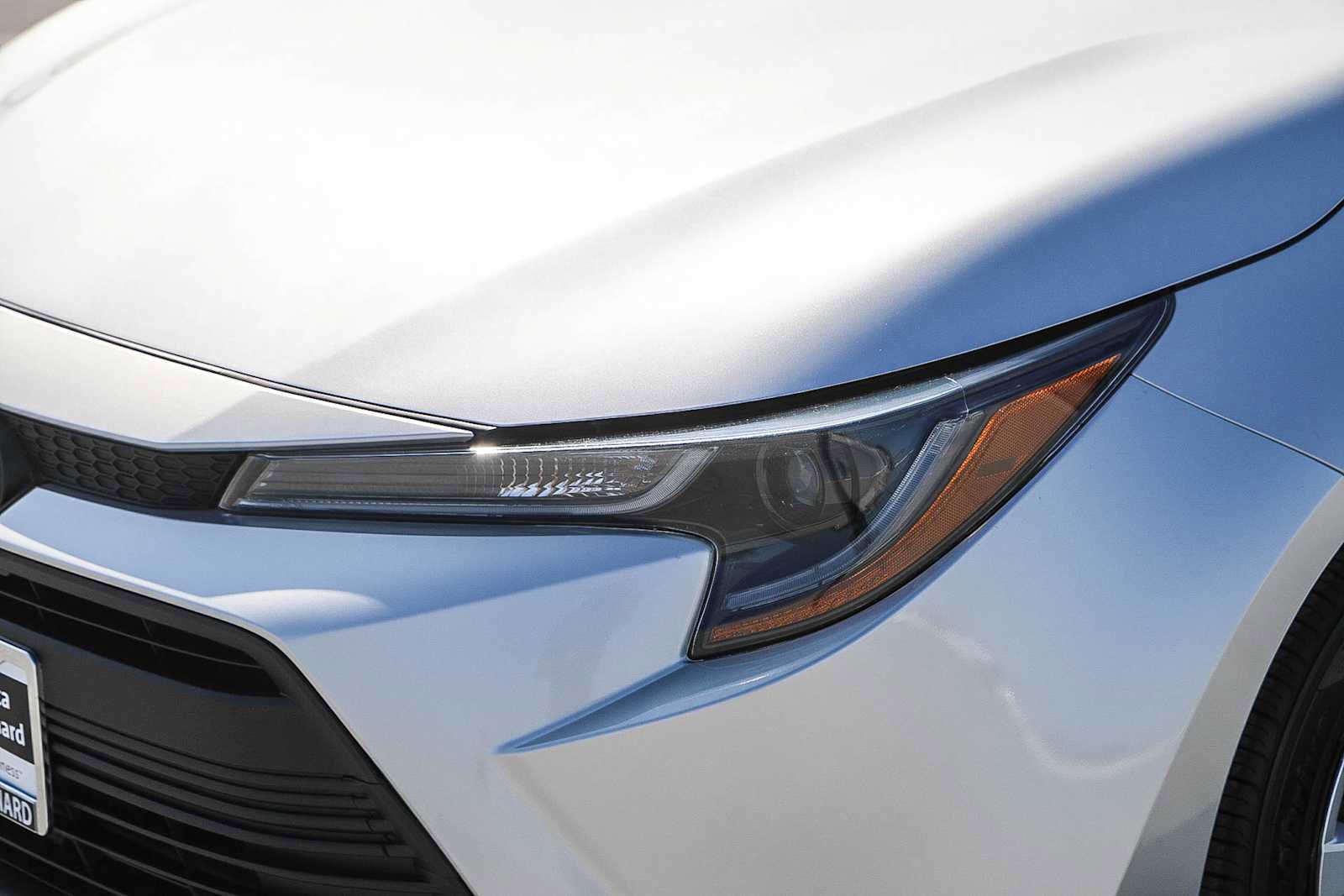 Used 2023 Toyota Corolla LE image 8