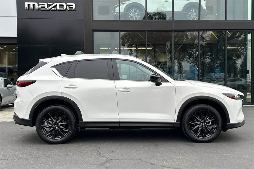 New 2025 MAZDA CX-5 Carbon Edition image 4