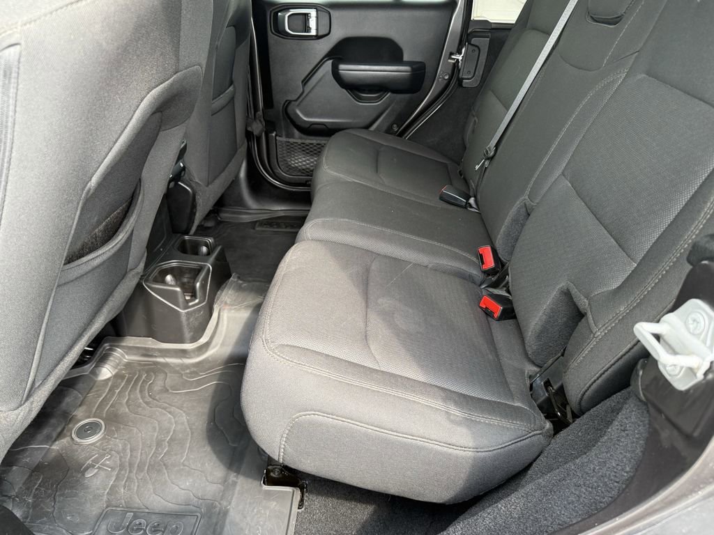 Used 2023 Jeep Wrangler Sport S image 24
