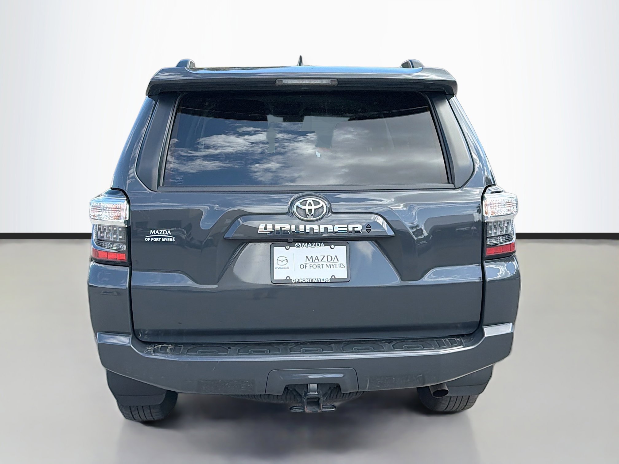 Used 2024 Toyota 4Runner SR5 image 4