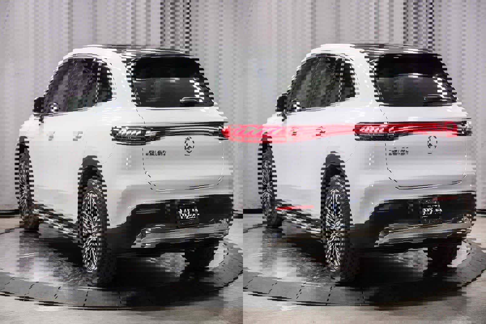 Certified 2023 Mercedes-Benz EQS 450+ SUV image 2