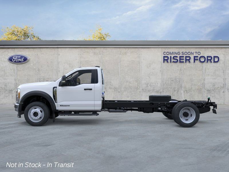 New 2026 Ford F550 4x4 Regular Cab Super Duty image 3