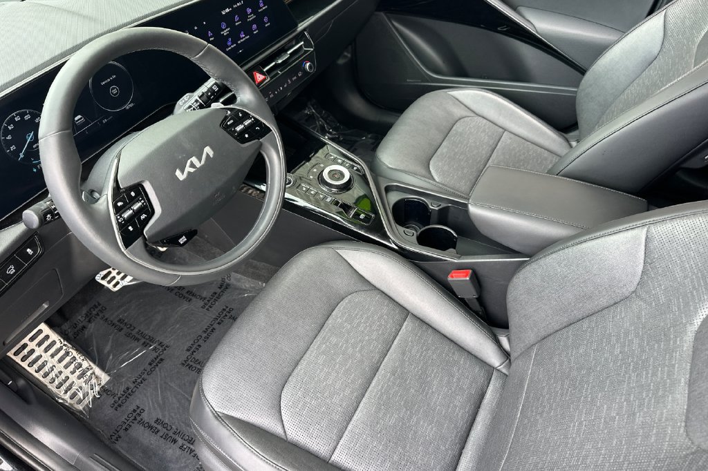 Used 2024 Kia Niro Wave FWD image 10