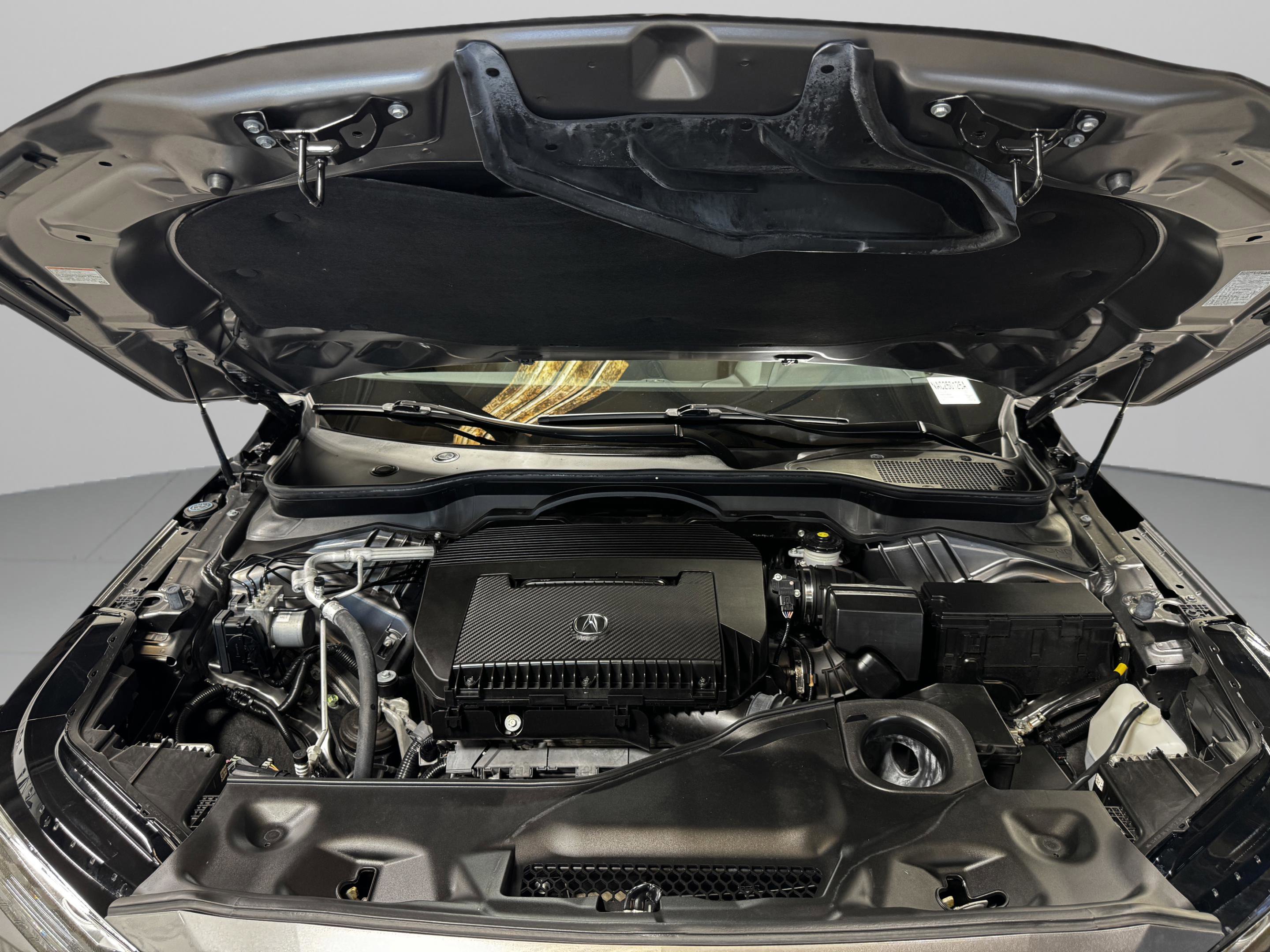 Certified 2023 Acura MDX FWD w/ Technology Package image 40