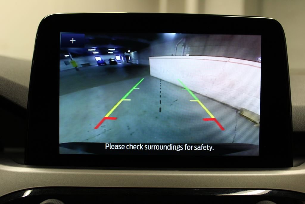 Used 2022 Ford Escape SE w/ Cold Weather Package image 18