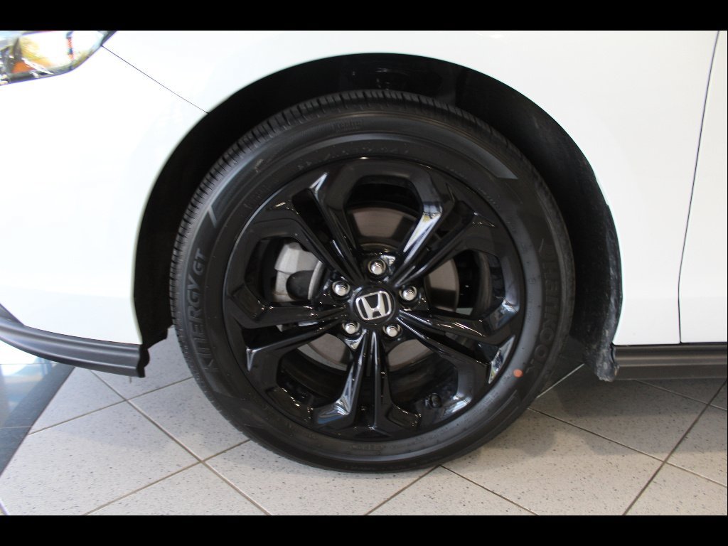 Certified 2025 Honda Accord SE image 9