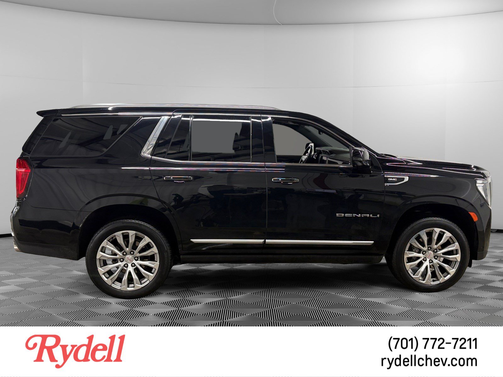 Used 2024 GMC Yukon Denali w/ Denali Reserve Package AWD/4WD image 6