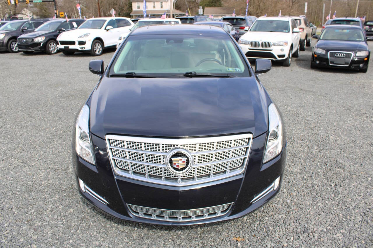 Used 2013 Cadillac XTS Platinum image 3