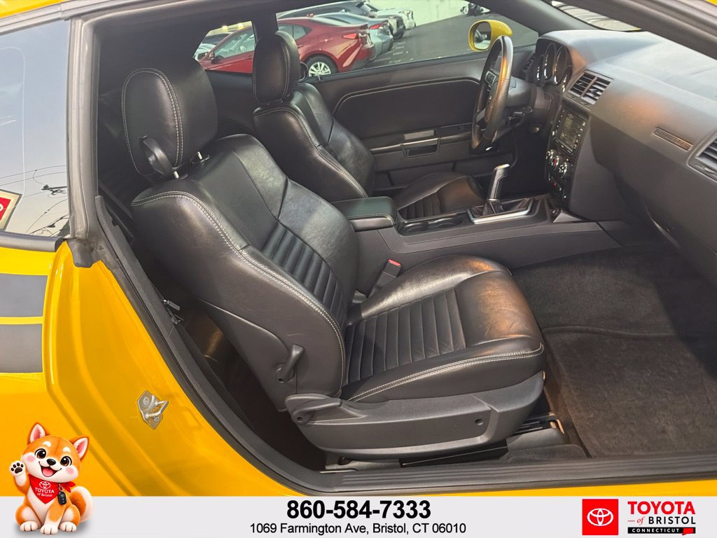Used 2010 Dodge Challenger R/T RWD image 31