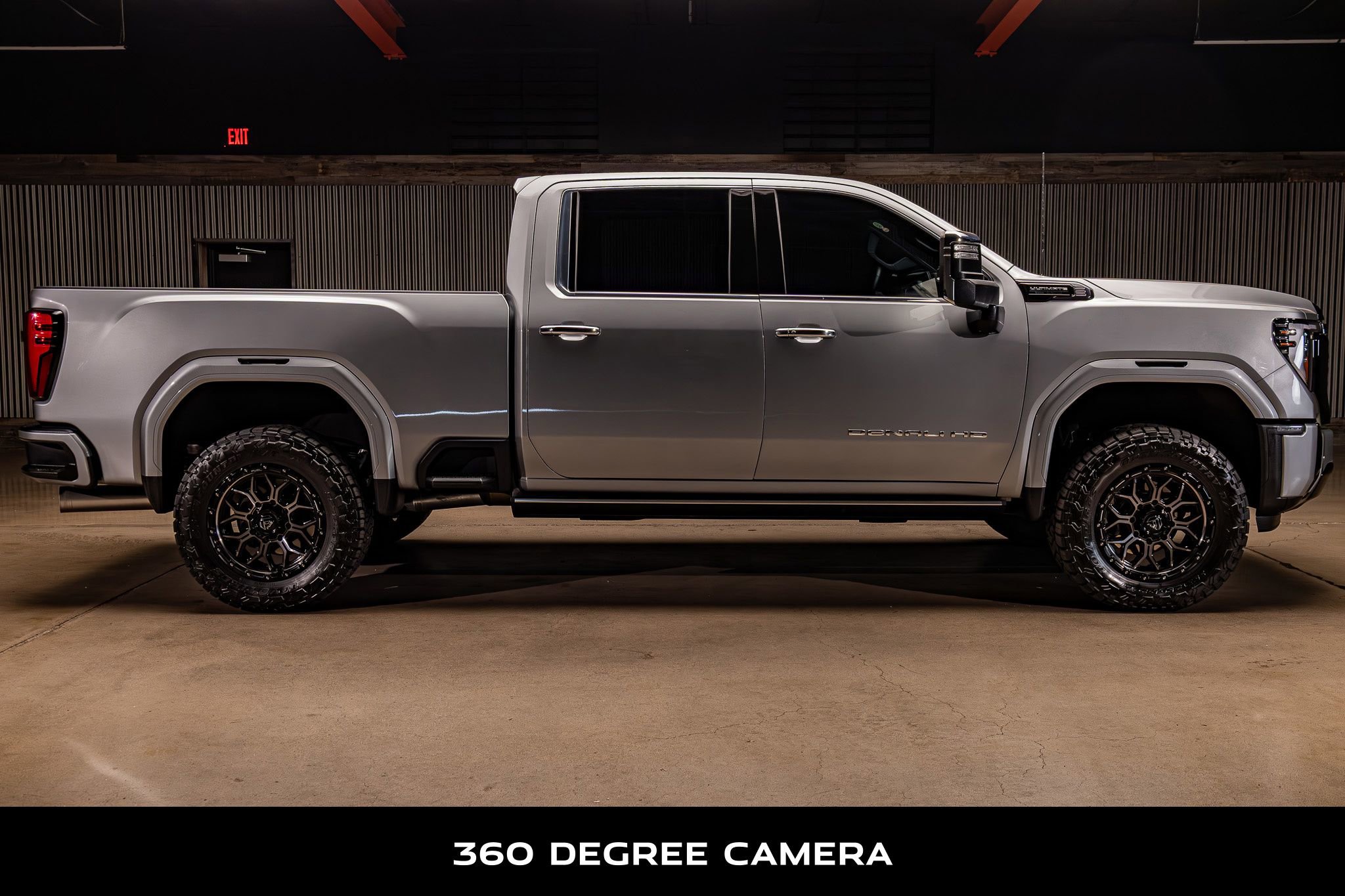 Used 2025 GMC Sierra 2500 Denali Ultimate w/ Max Trailering Package image 10