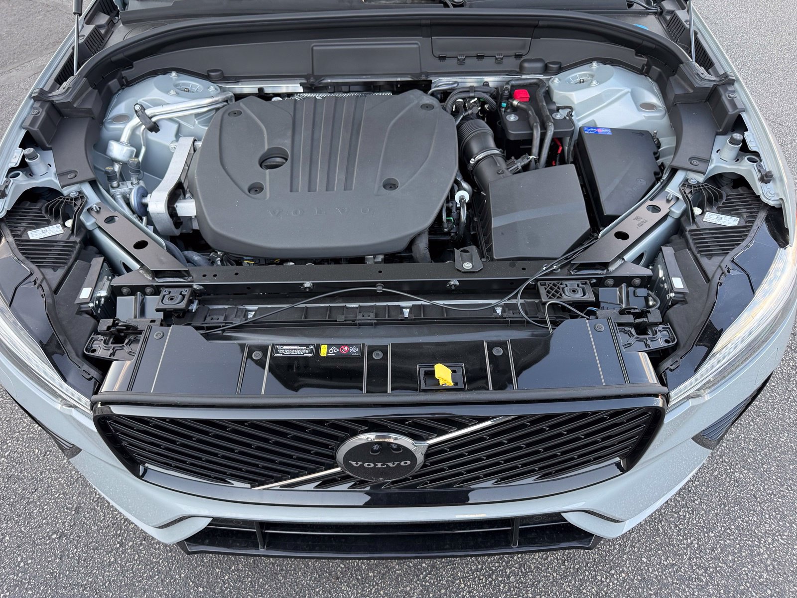 New 2027 Volvo XC60 B5 Ultra AWD/4WD image 45