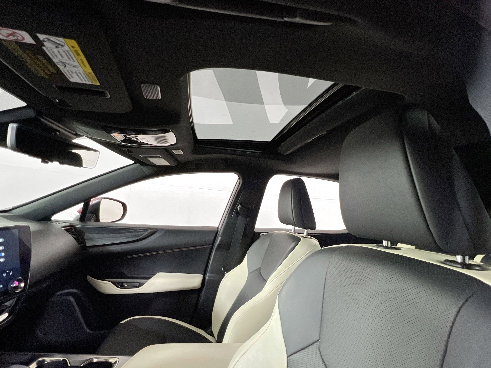 Used 2023 Lexus NX 350h image 21