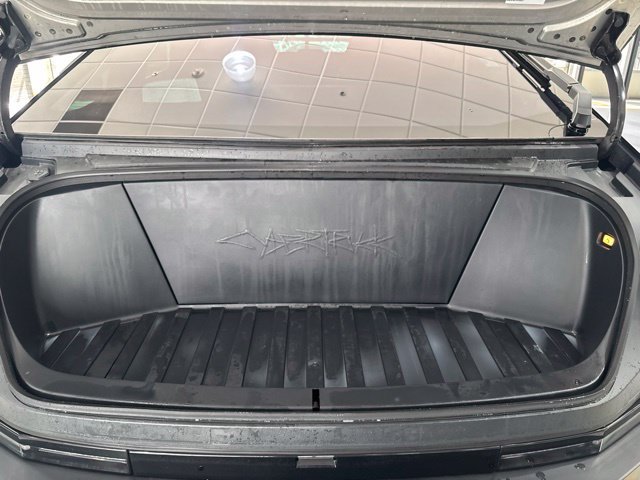 Used 2024 Tesla Cybertruck AWD Crew Cab image 39
