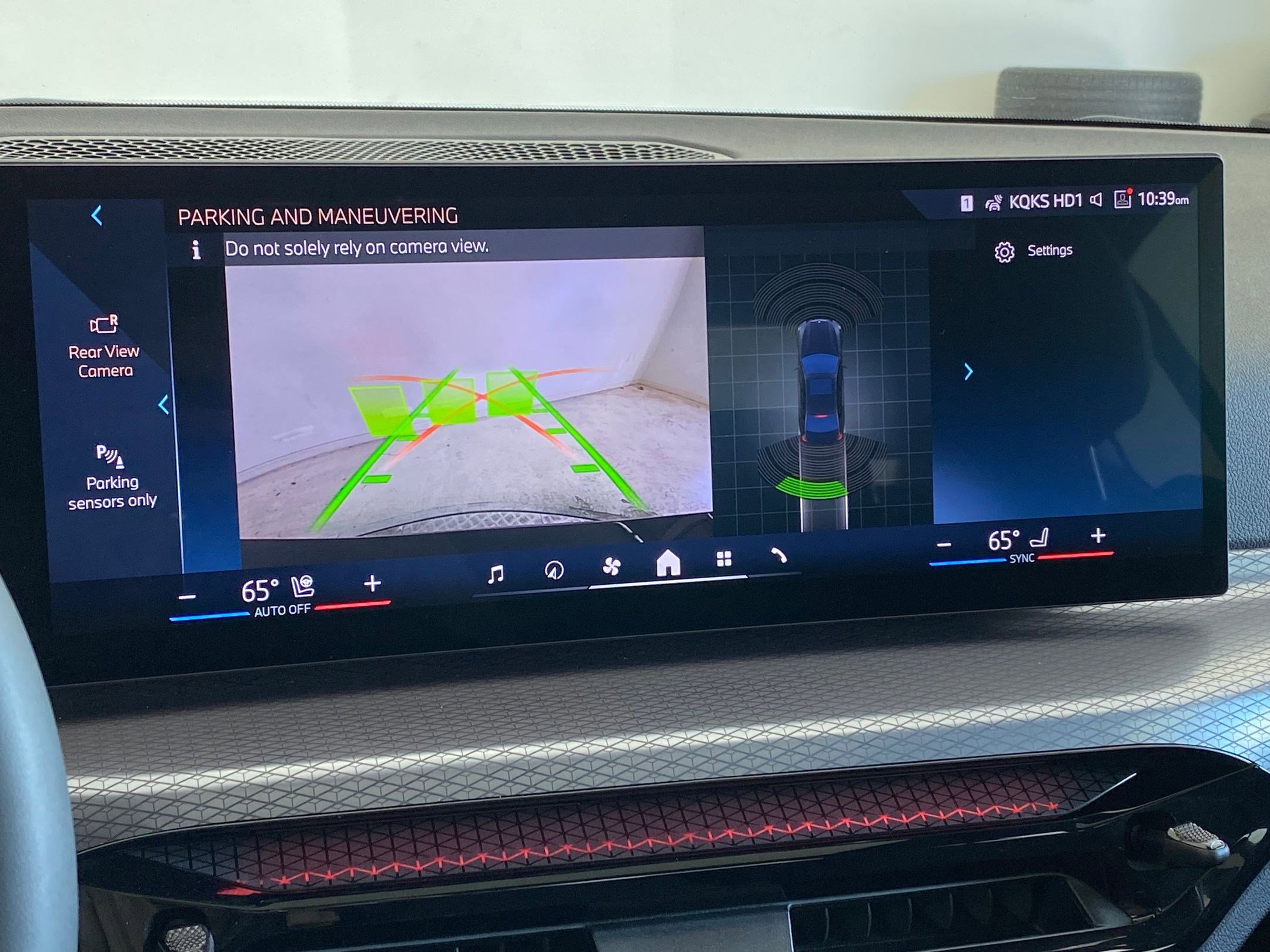 Used 2025 BMW 330i xDrive 330i xDrive w/ Convenience Package image 25