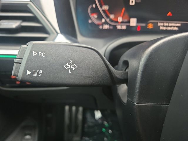 Used 2021 BMW 440i xDrive M440i xDrive w/ Premium Package image 27