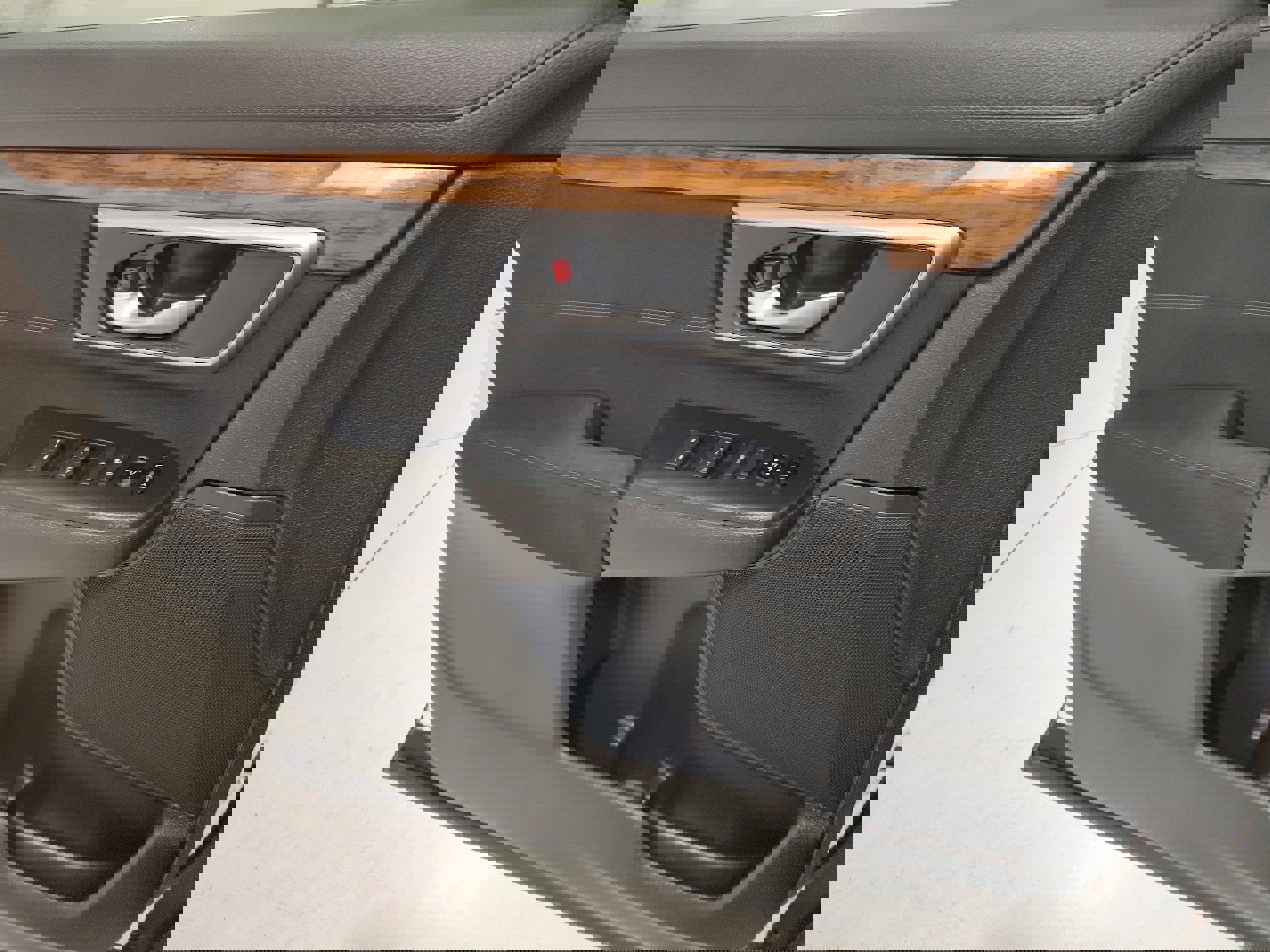 Used 2021 Honda CR-V EX image 8