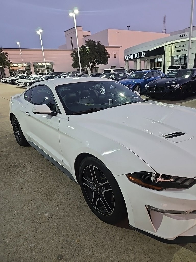 Used 2020 Ford Mustang Premium image 13