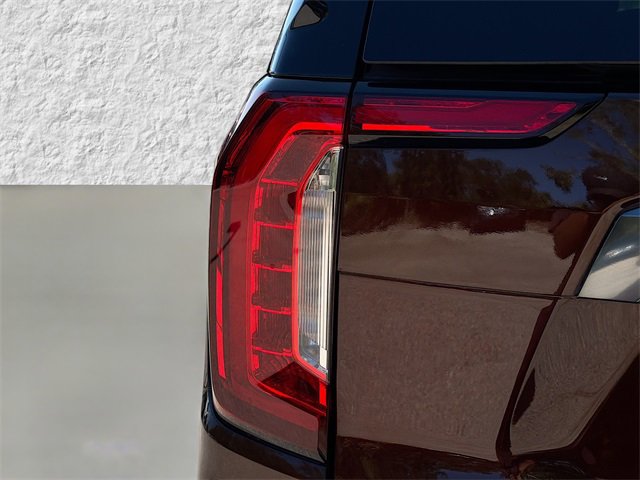 Used 2022 GMC Yukon XL AT4 image 10