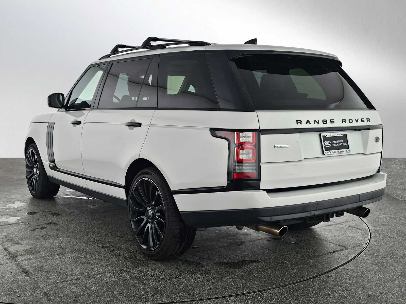 Used 2017 Land Rover Range Rover Long Wheelbase Supercharged AWD/4WD image 33