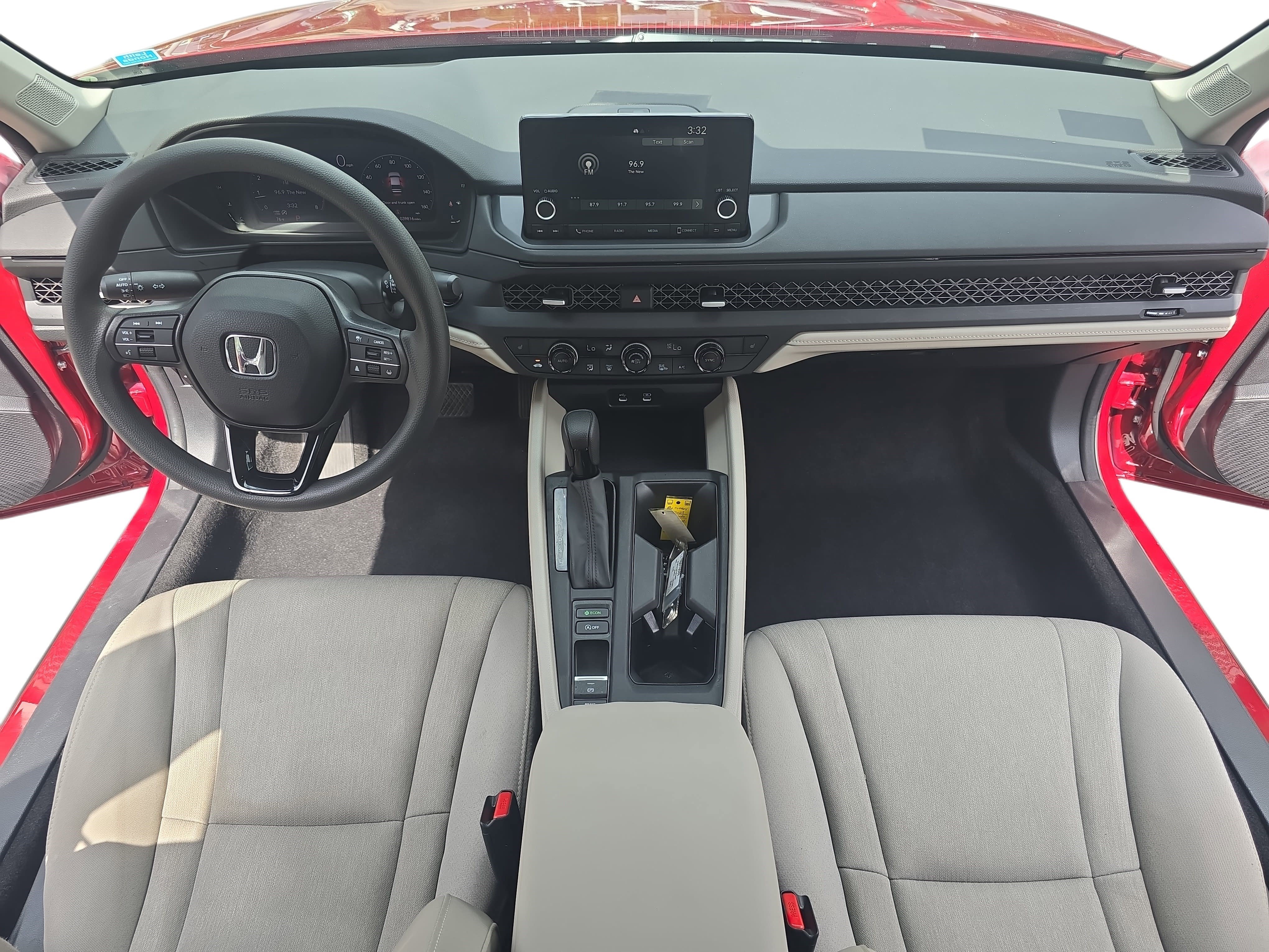 Used 2023 Honda Accord EX image 9