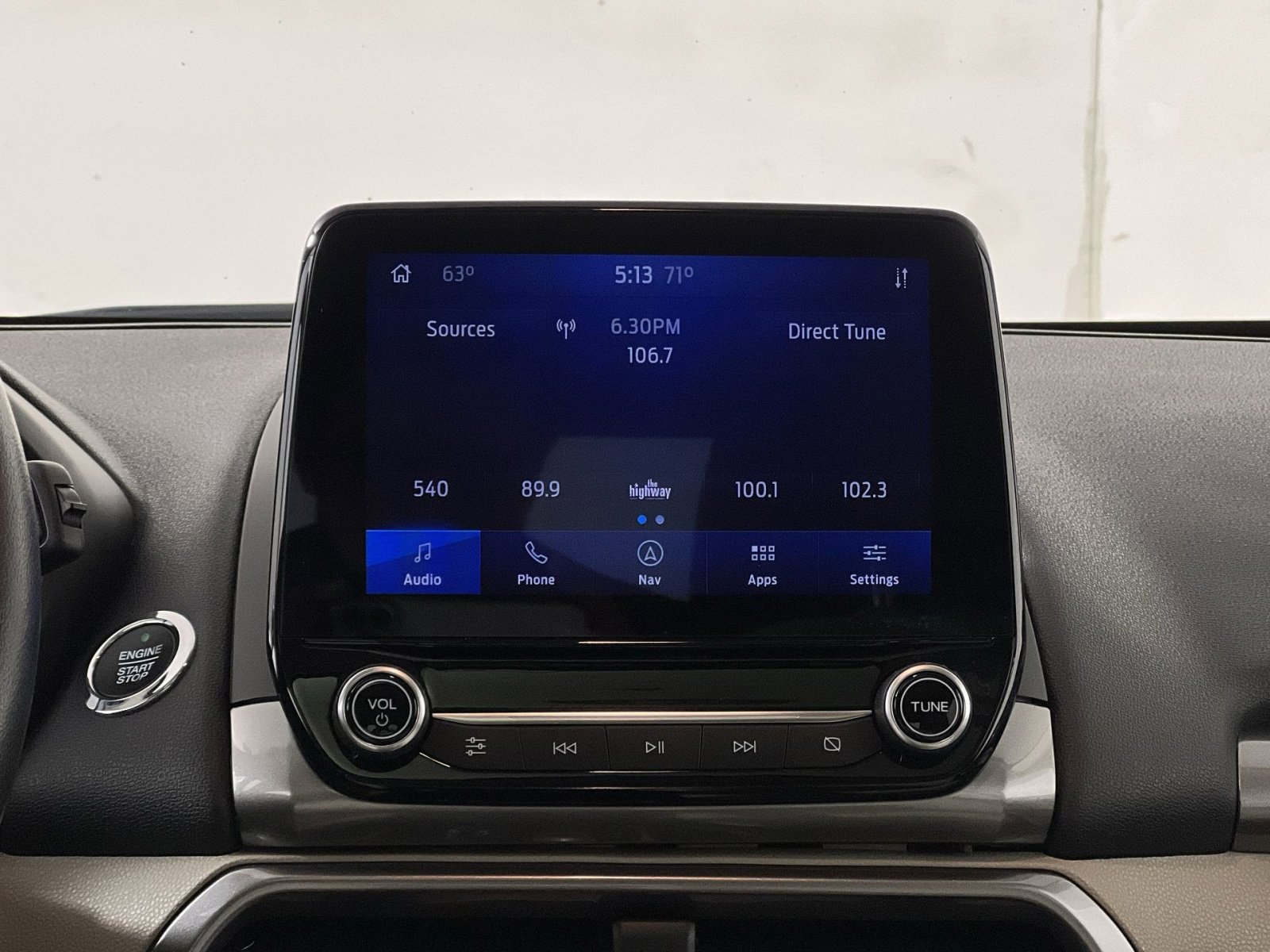 Used 2020 Ford EcoSport SE w/ SE Convenience Package image 18