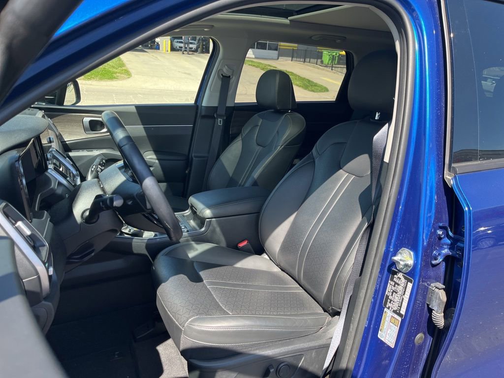Used 2023 Kia Sorento EX w/ Panoramic Sunroof Package FWD image 21