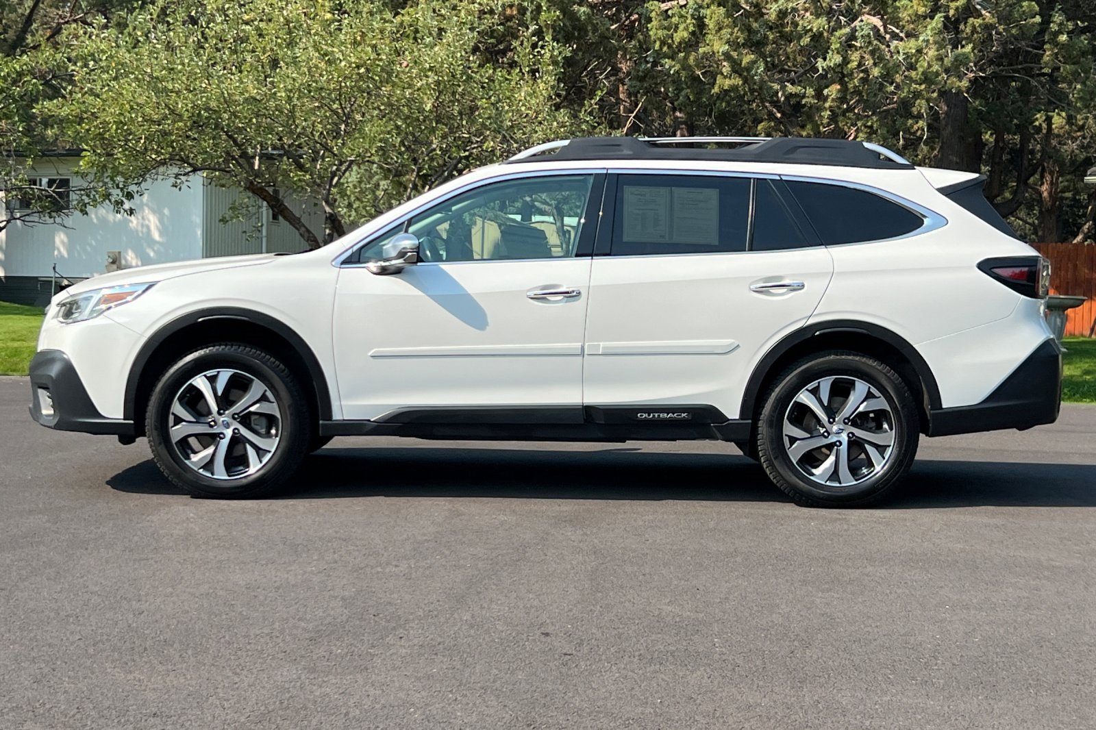 Used 2021 Subaru Outback Touring image 8