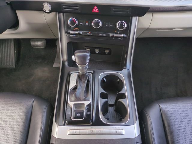 Used 2022 Kia Carnival LX image 18