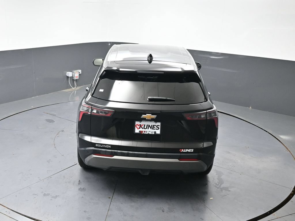 Used 2026 Chevrolet Equinox LT AWD/4WD image 48