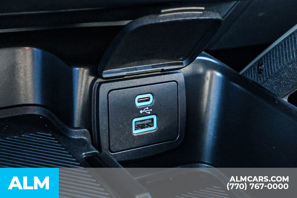 Used 2025 Ford Bronco Badlands image 40