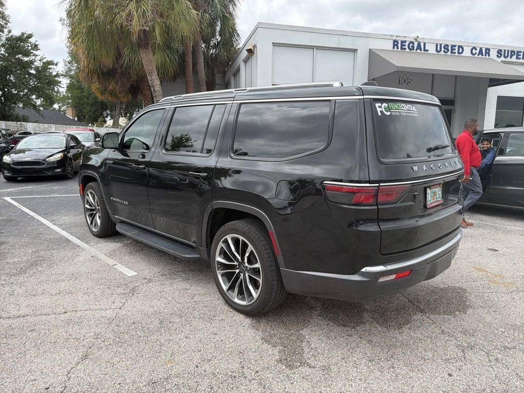 Used 2022 Jeep Wagoneer Series II w/ Convenience Group I RWD image 9