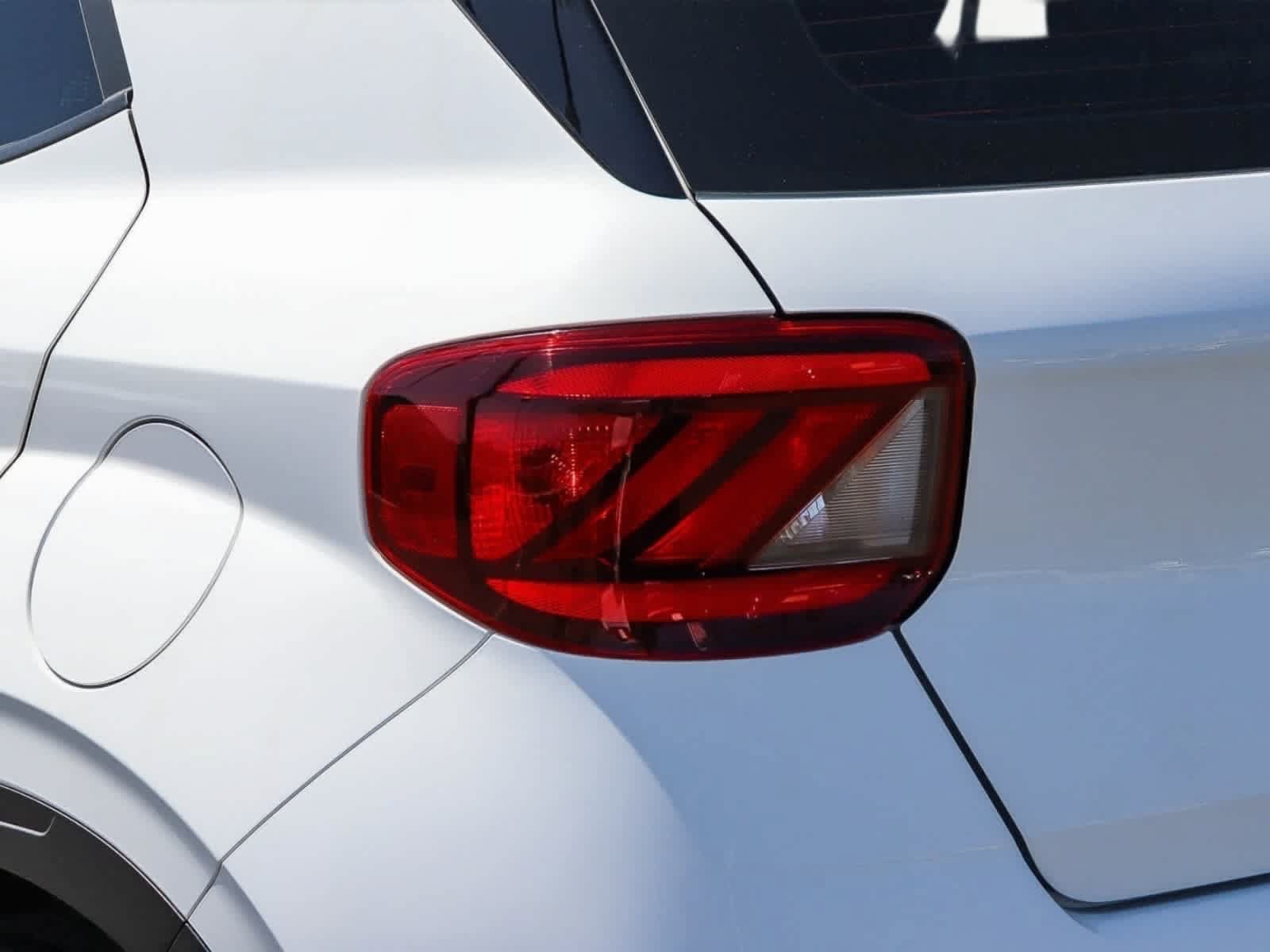 Used 2024 Hyundai Venue SEL FWD image 11