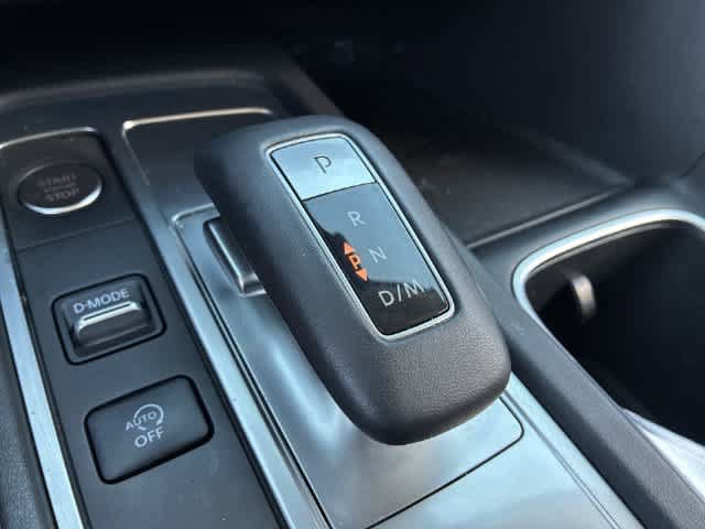 Used 2025 INFINITI QX60 Luxe w/ Cargo Package FWD image 35
