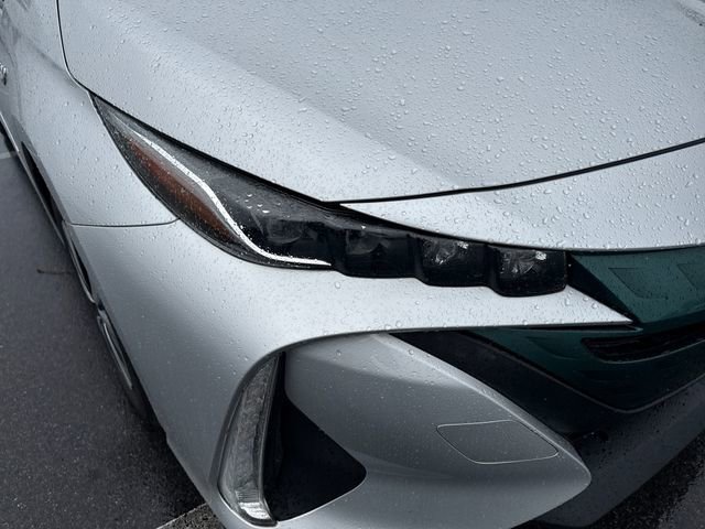 Used 2018 Toyota Prius Prime Plus FWD image 12