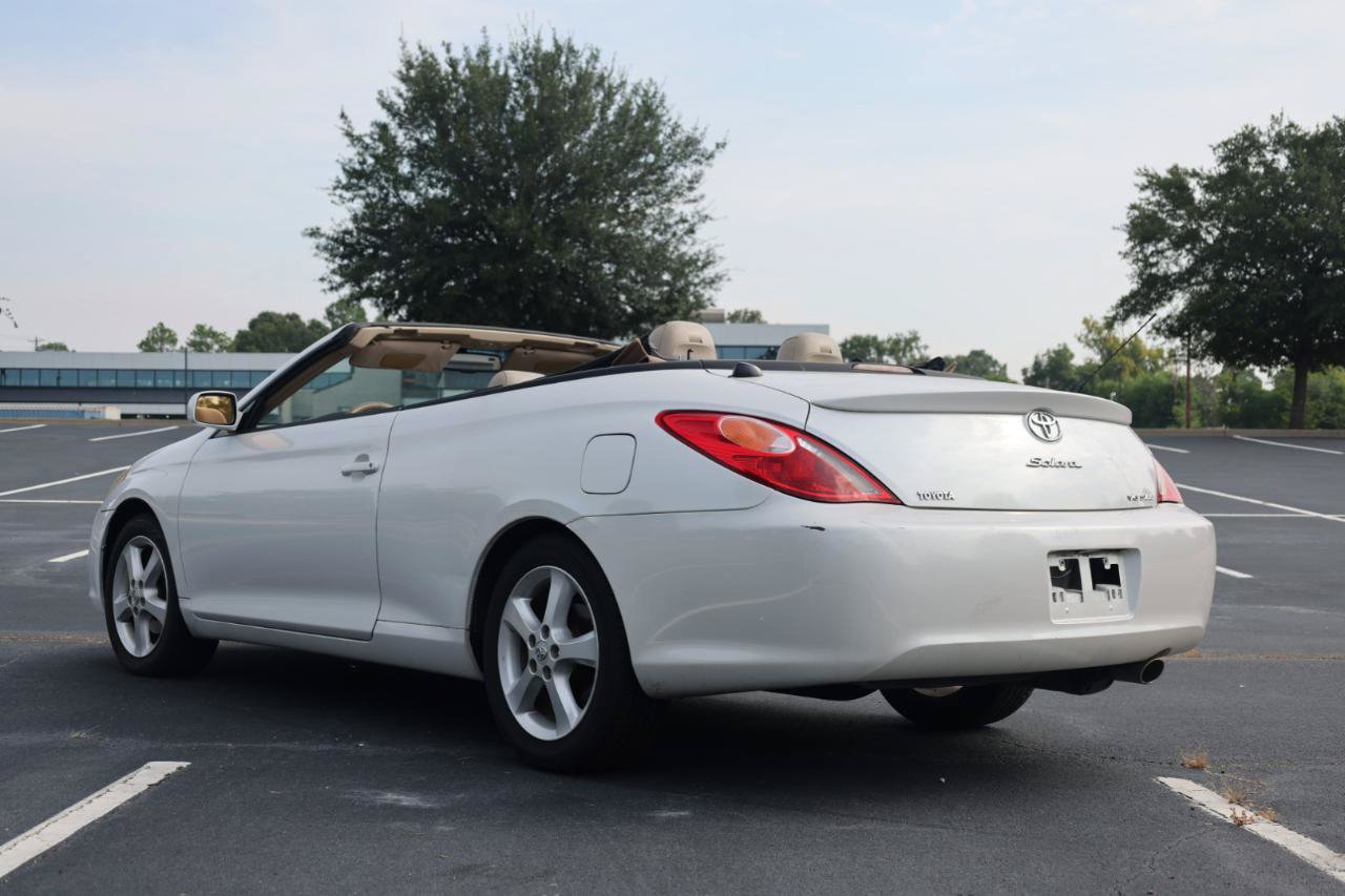 Used 2006 Toyota Solara SLE FWD image 3