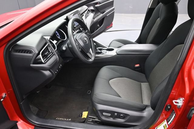 Used 2023 Toyota Camry LE FWD image 25