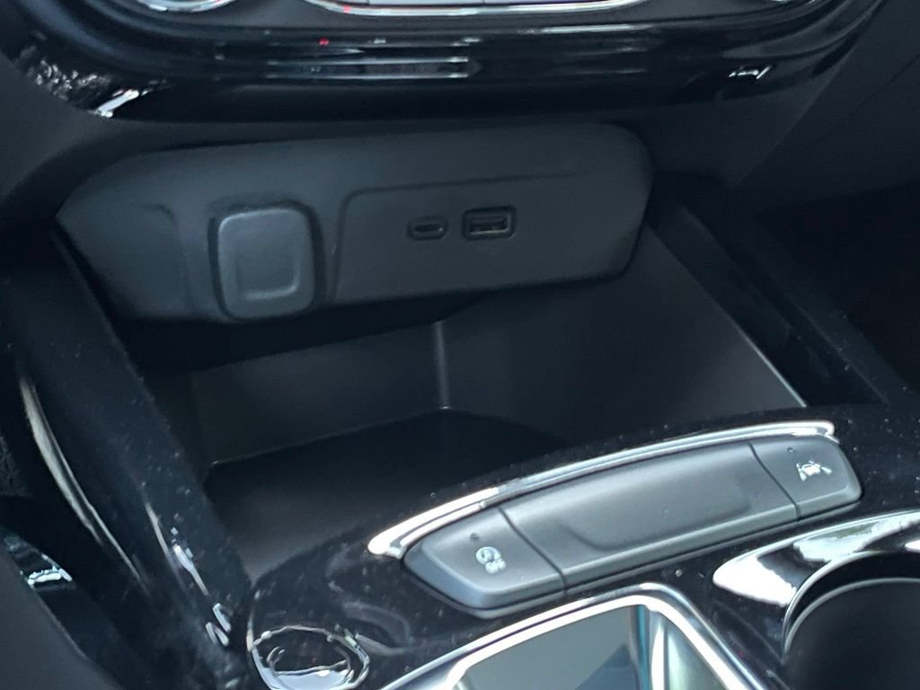New 2026 Chevrolet Trax RS w/ Driver Confidence Package FWD image 20