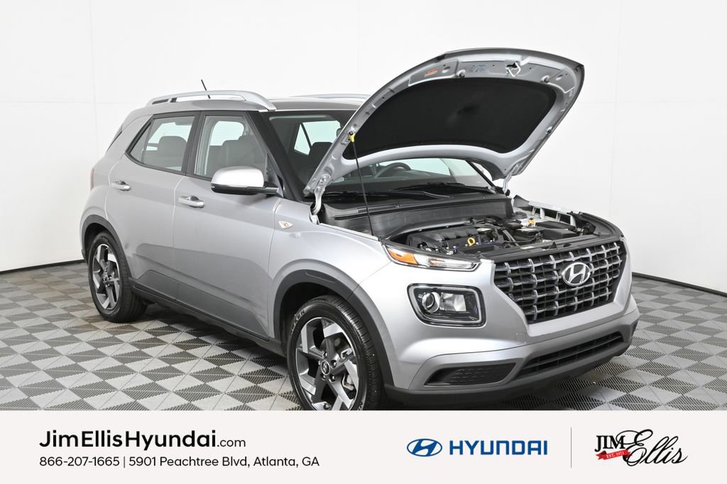Certified 2023 Hyundai Venue SEL image 33
