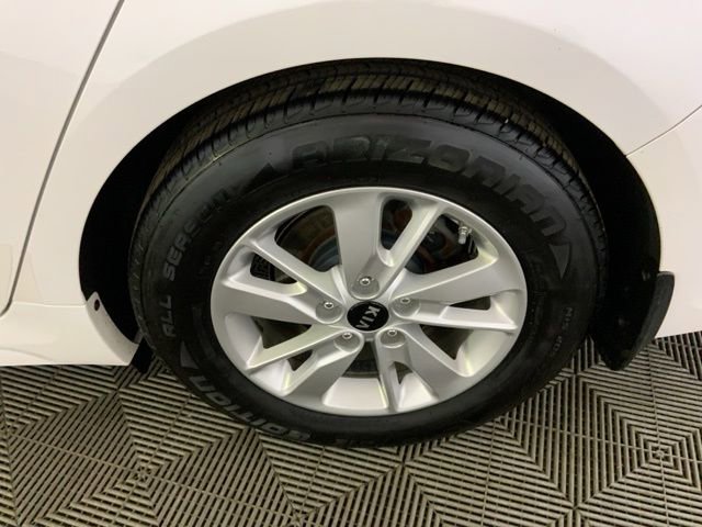 Used 2016 Kia Optima LX FWD image 12