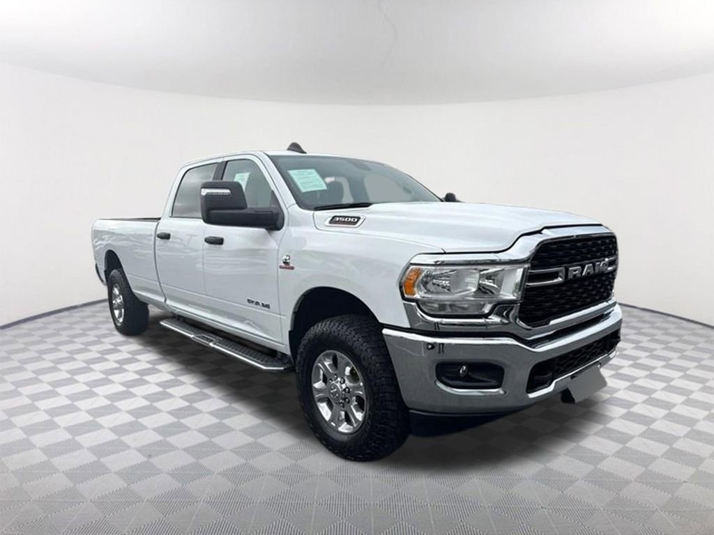 Used 2024 RAM 3500 Big Horn AWD/4WD image 1
