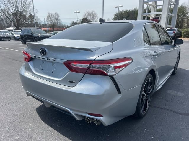 Used 2020 Toyota Camry XSE image 5