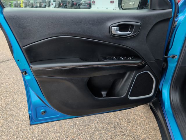 Used 2017 Jeep Compass Latitude image 14