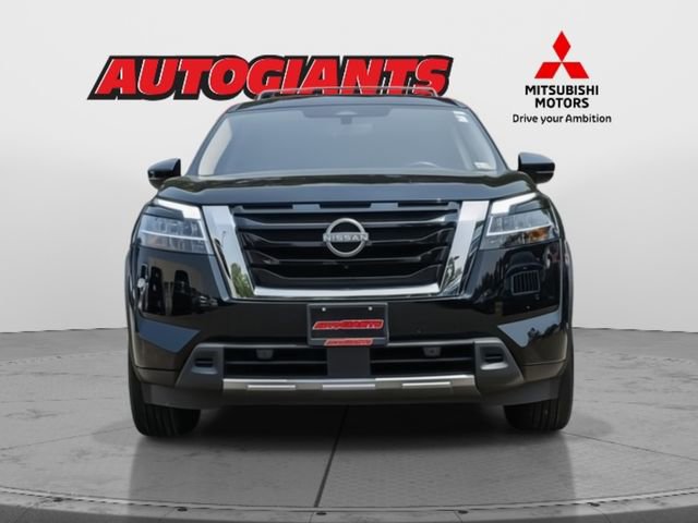 Used 2023 Nissan Pathfinder SL image 4