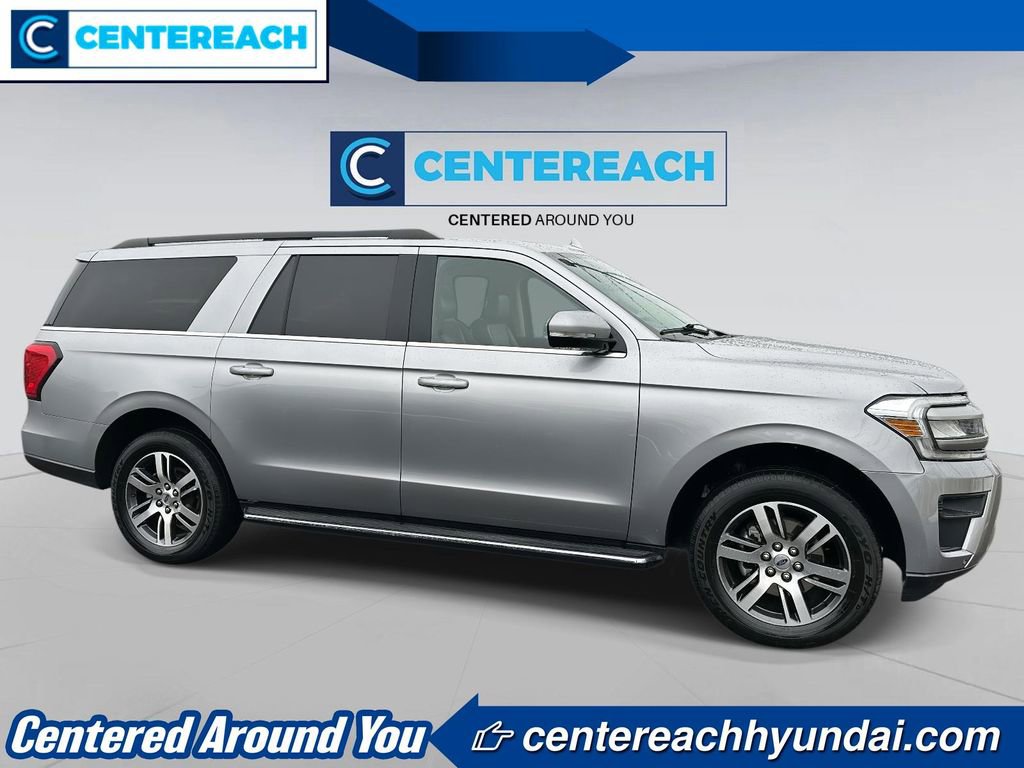 Used 2022 Ford Expedition Max XLT AWD/4WD image 3