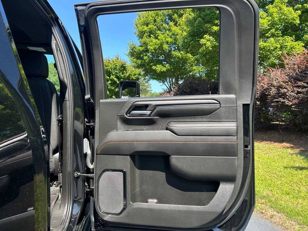 Used 2024 GMC Sierra 2500 AT4 w/ AT4 Premium Plus Package AWD/4WD image 62