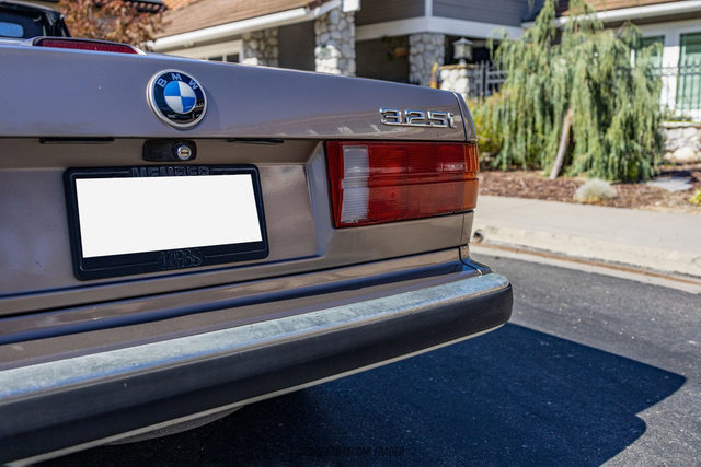 Used 1989 BMW 325i Convertible RWD image 56