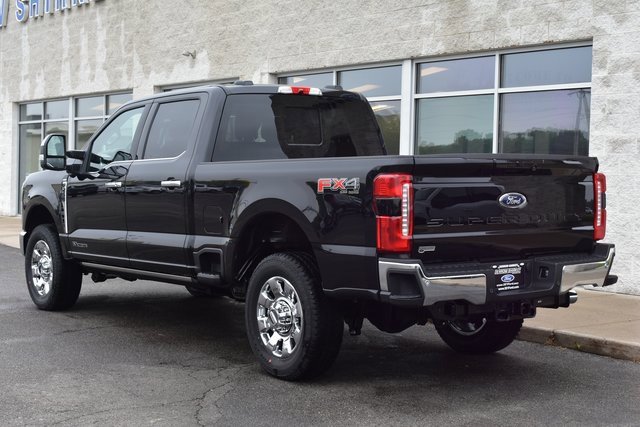 New 2025 Ford F250 Lariat w/ Lariat Ultimate Package image 4