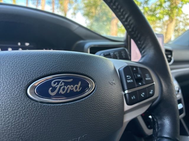 Used 2023 Ford Explorer XLT w/ Equipment Group 202A RWD image 28